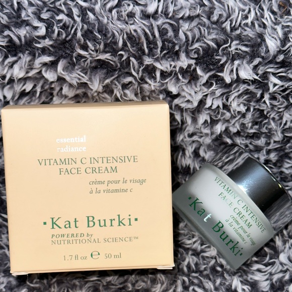 NIB VITAMIN C INTENSIVE FACE CREAM BY KAT BURKI - Picture 7 of 11